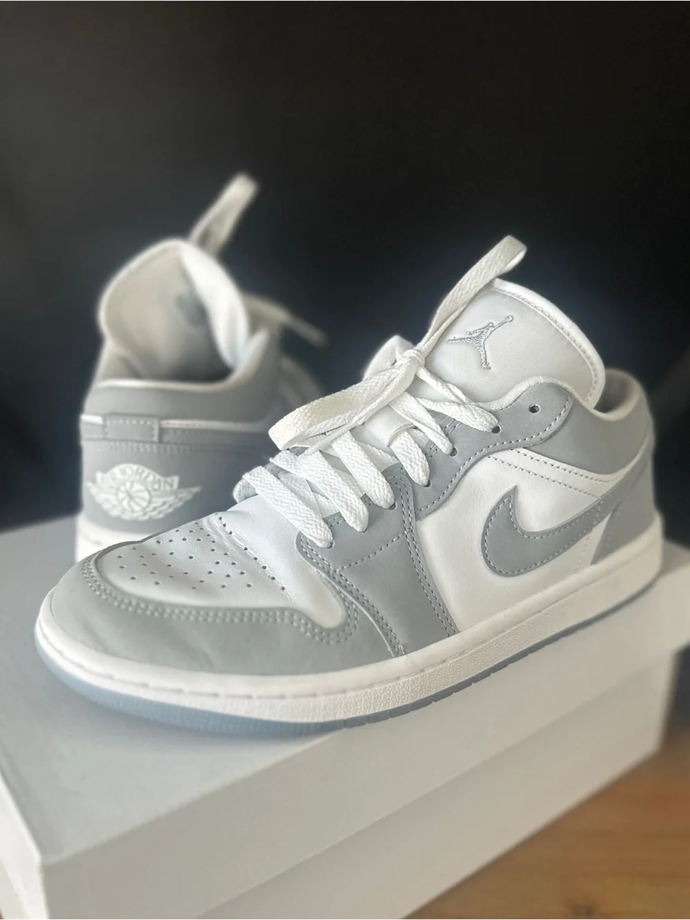 Jordan Womens Low-Top Sneakers in White and Light Gray